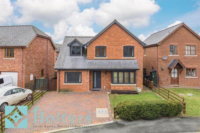 52 Parc Hafod, Tregynon-04.jpg