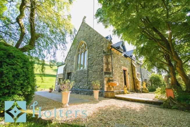 Christ Church House, Llawryglyn - VENDOR-4.jpg