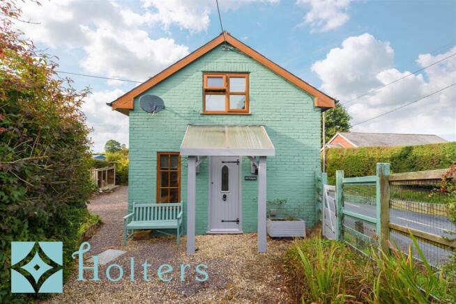 Old Toll House, Dolfor-08.jpg