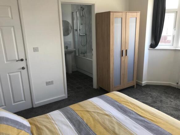 821 Filton R4_1.jpeg