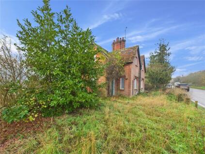 Main Road, Benhall, Saxmundham, Suffolk, IP17