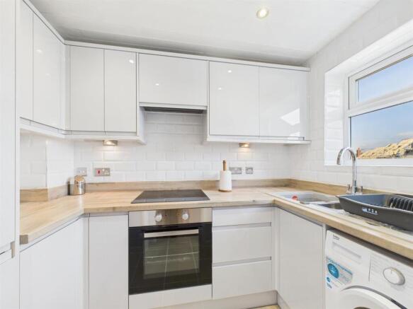 Fitted Kitchen