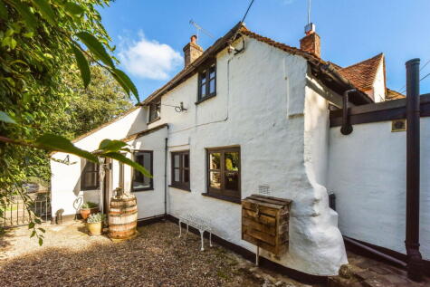 Red Lion Lane, Farnham, GU9