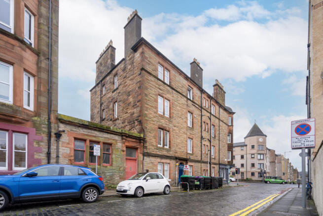 1 (7) Hermand Crescent, Edinburgh, EH11 1QP