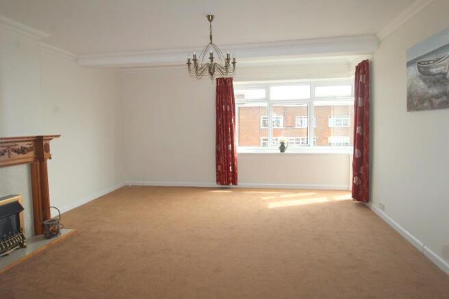 11 Gloucester lounge.jpg