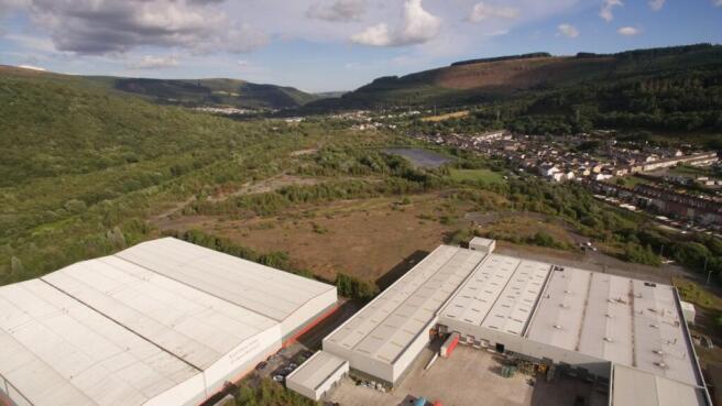 ABERAMANC1001 3.jpg