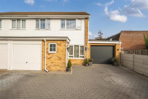 Fairthorne Gardens, Alverstoke, Gosport