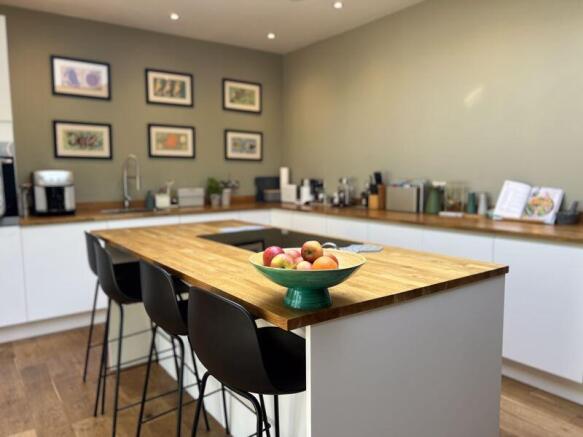 Breakfast Bar