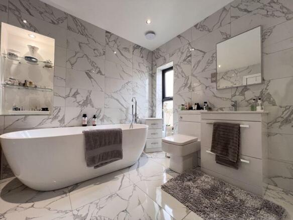 Ensuite Bathroom