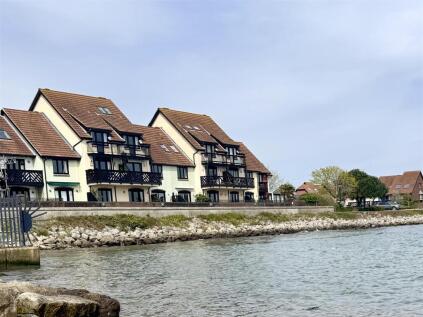 Shamrock Way, Hythe, Southampton