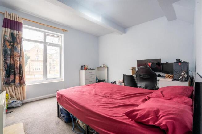Bedroom 1.jpeg