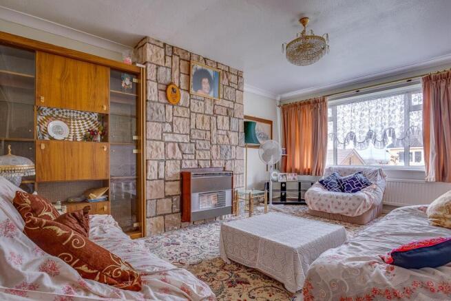Lounge 1.4.jpg