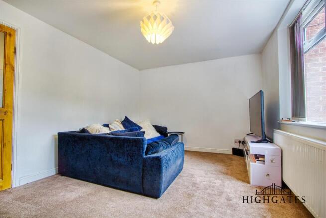 Living Room 1.jpg