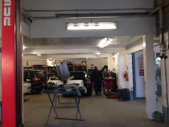 Photo 11