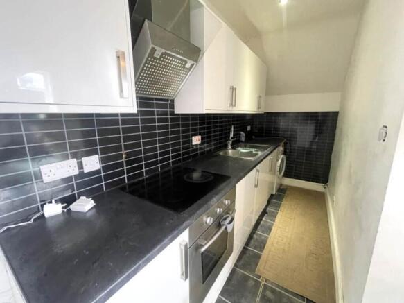 46869_7892_IMG_01_00