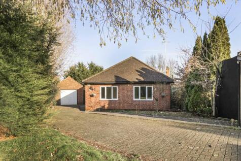 Gibson Close, London, N21
