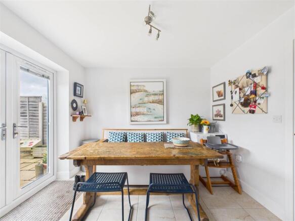 2ad05ed540a547b5b71a65fd1d2db875_95_CAM05551G0-PR0