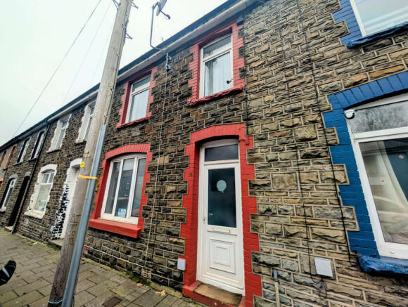 3 Bedroom Terraced for Sale
