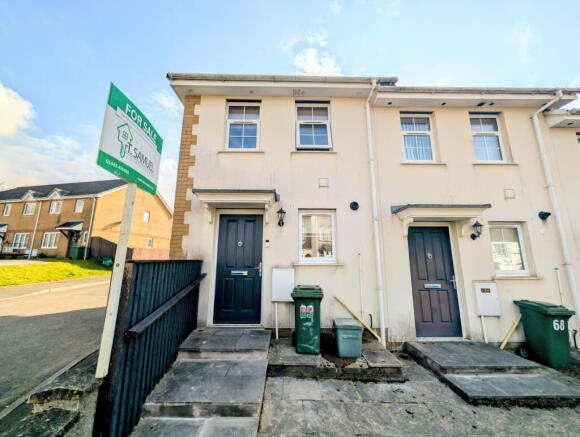 2 Bed End of terrace - Sold with tenant in Situ