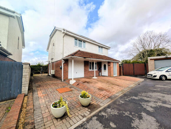4 Bedroom Detached for Sale