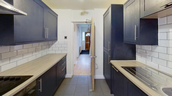 8-st-michaels-grove-kitchen.jpg