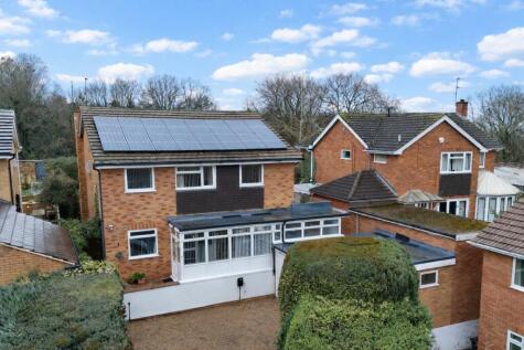 Leahill Close, Malvern, Worcestershire, WR14 2UE