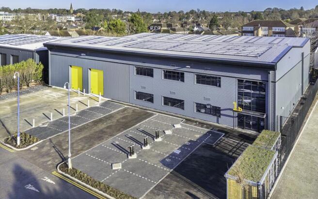UNIT 1B WATCHMOOR POINT CAMBERLEY_002.jpg