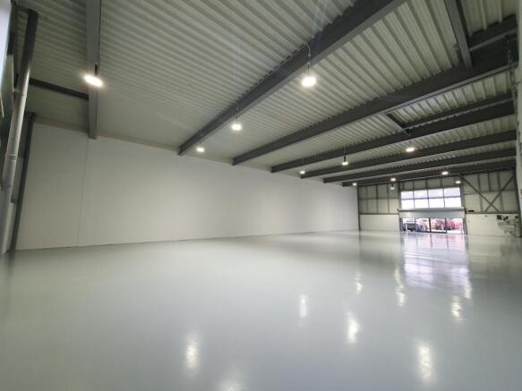 inside unit 3 Grovebell  4.jpg