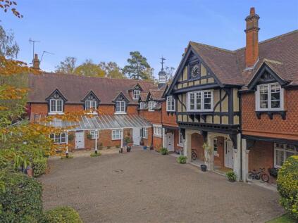 Prince Albert Drive, Ascot