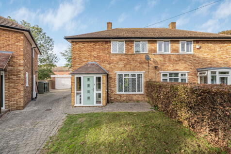 Aviemore Close, Beckenham, BR3