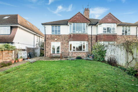 Foxgrove Road, Beckenham, BR3