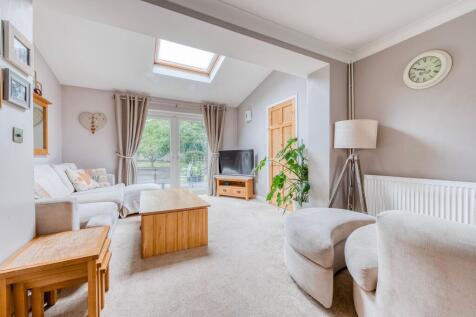 School Close, Kenninghall