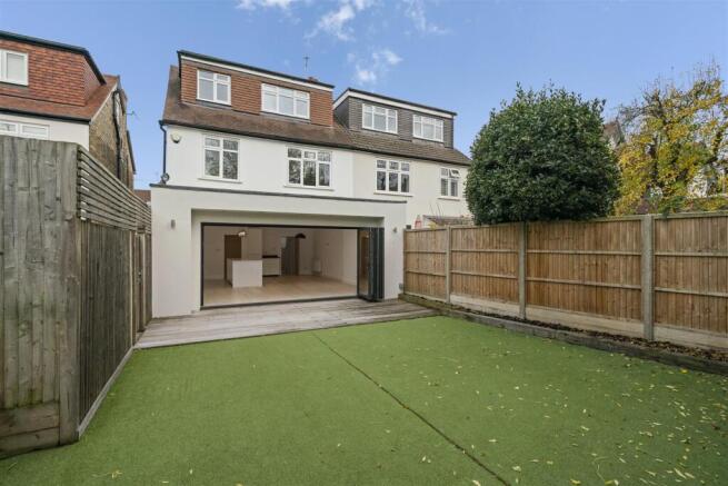 88 Hare Lane Claygate KT10006.jpg