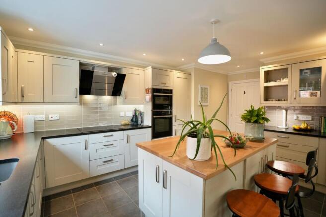 Kitchen/Breakfast Room