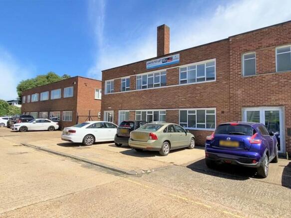 Clock Tower Industrial Estate  Unit 134 1.JPG