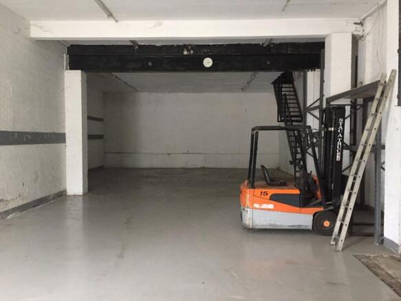 Waterside Trading Centre  Unit 2 4.JPG