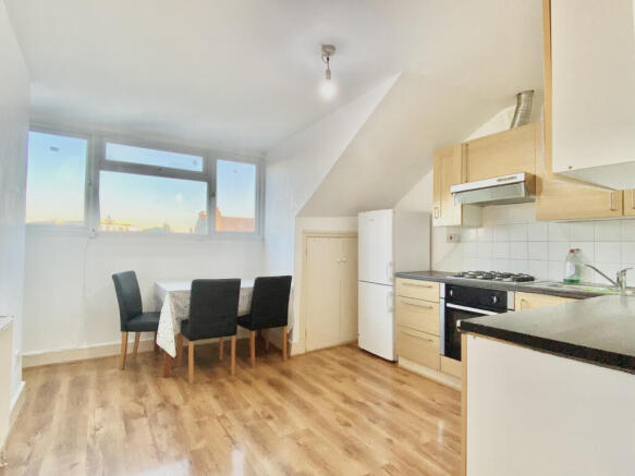One Bedroom Flat to Let near East Croydon Station