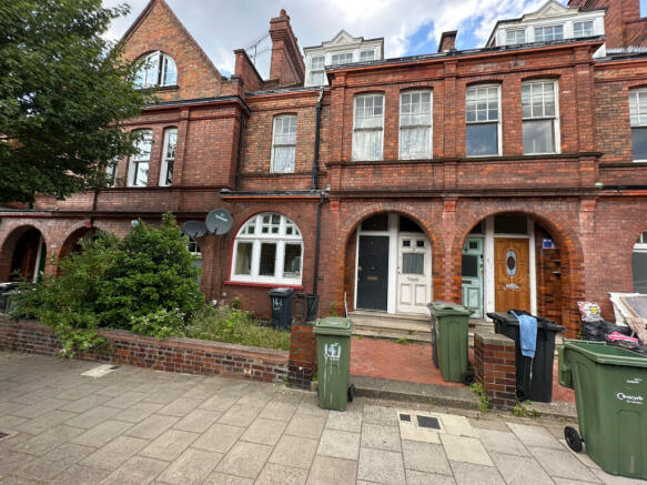 Two Bedroom Flat with Garden to Let in Streatham
