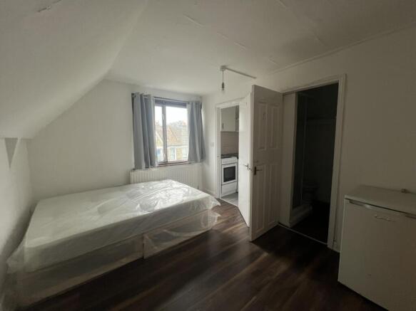 Studio Flat available in Stretham