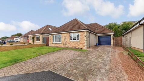 Valley Drive, Leslie