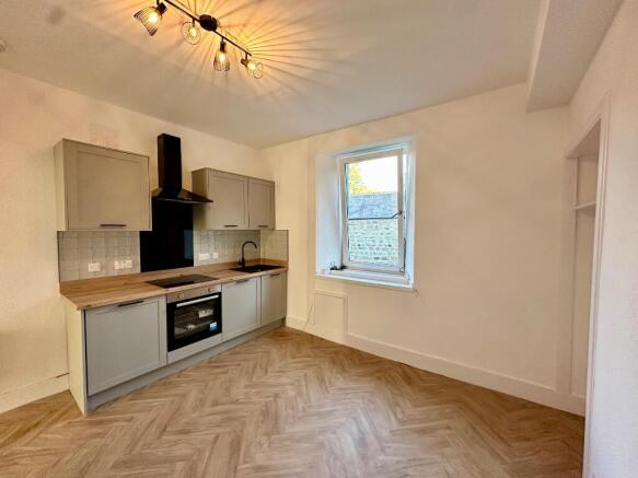 Kitchen/Loung