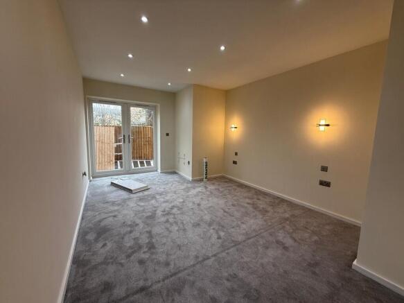 3 bed Station Roa...
