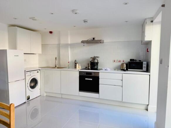 787 Finchley Road...