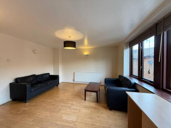 58 Cleveland Way,...