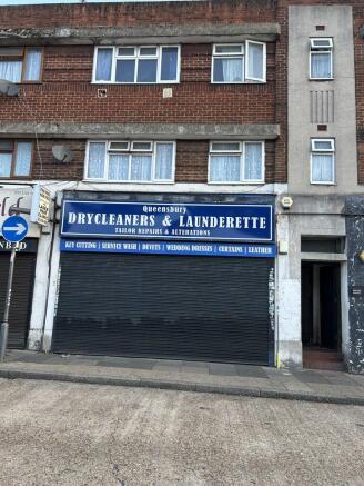 211 Streatfield R...