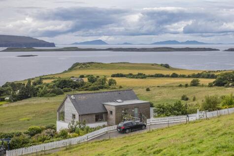 Taigh Glas, Lochbay, Waternish Isle of Skye, IV55 8GD