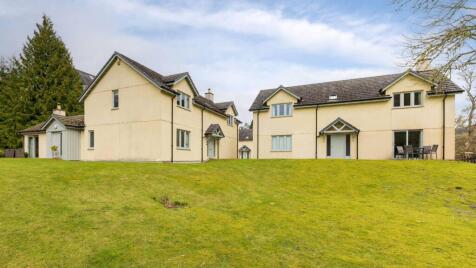 10 The Courtyard Cottages The Highland Club, St. Benedicts Abbey, Fort Augustus, PH32 4DE