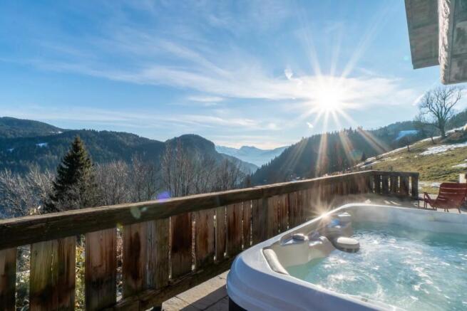 Starlit jacuzzi