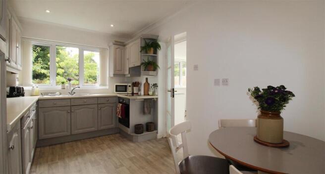 Kitchen/Breakfast Room