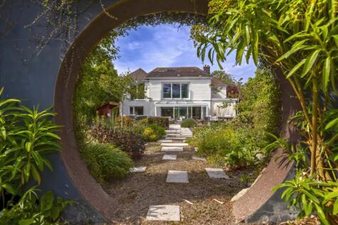 Elm Avenue, East Preston, Littlehampton, BN16